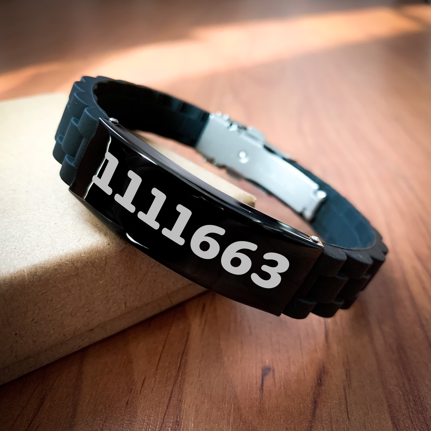 Funny Financial Advisor Gifts from Friends to Men - Glide lock Clasp Black Stainless Steel Adjustable Silicone Graduation Unique Gifts 'This Is What An Awesome Financial Advisor Looks Like' - Image 2
