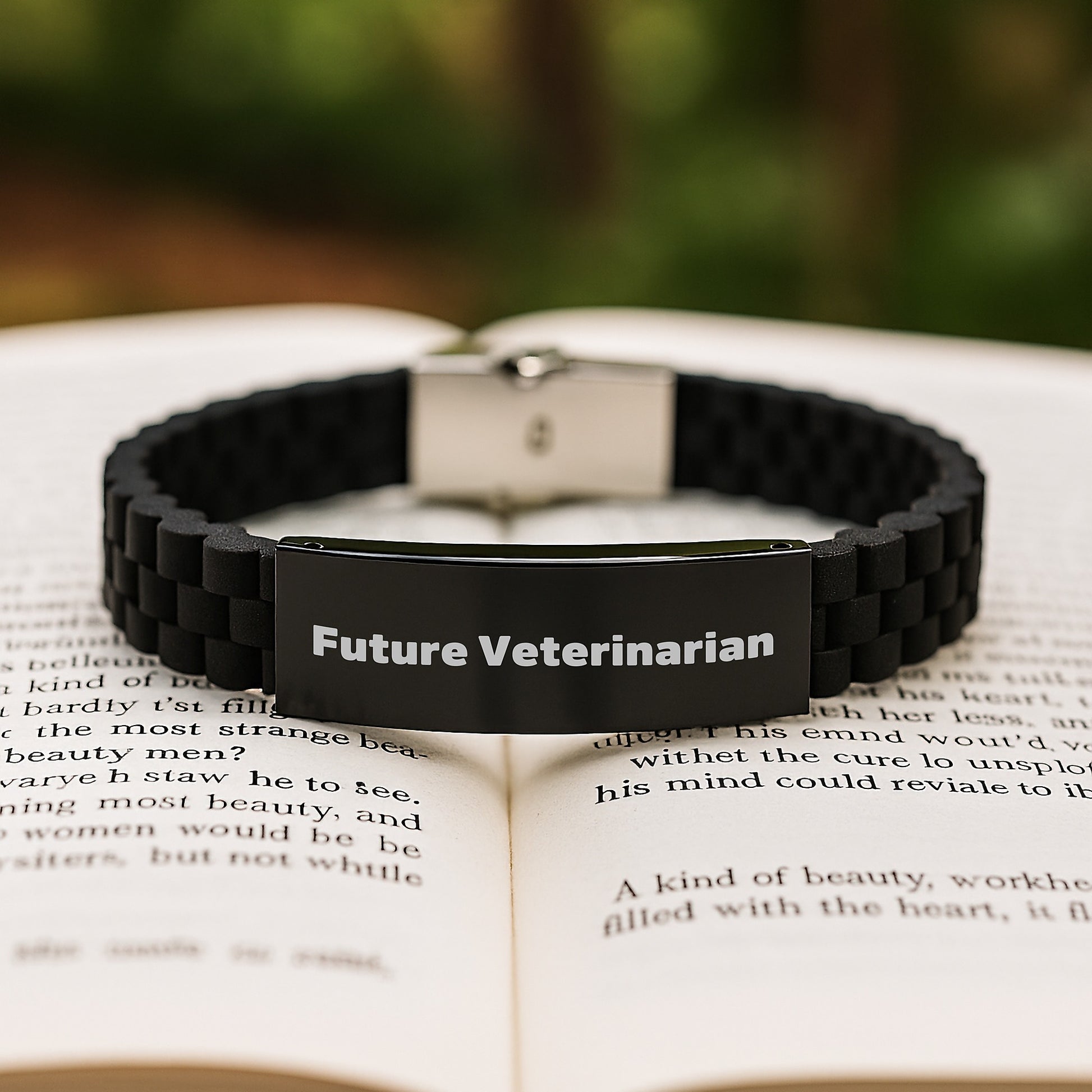 Funny Veterinarian Gifts from Friends for Future Veterinarian Glide lock Clasp Birthday Unique Accessories, Quote: 'Future Veterinarian' by a Veterinarian - Image 2