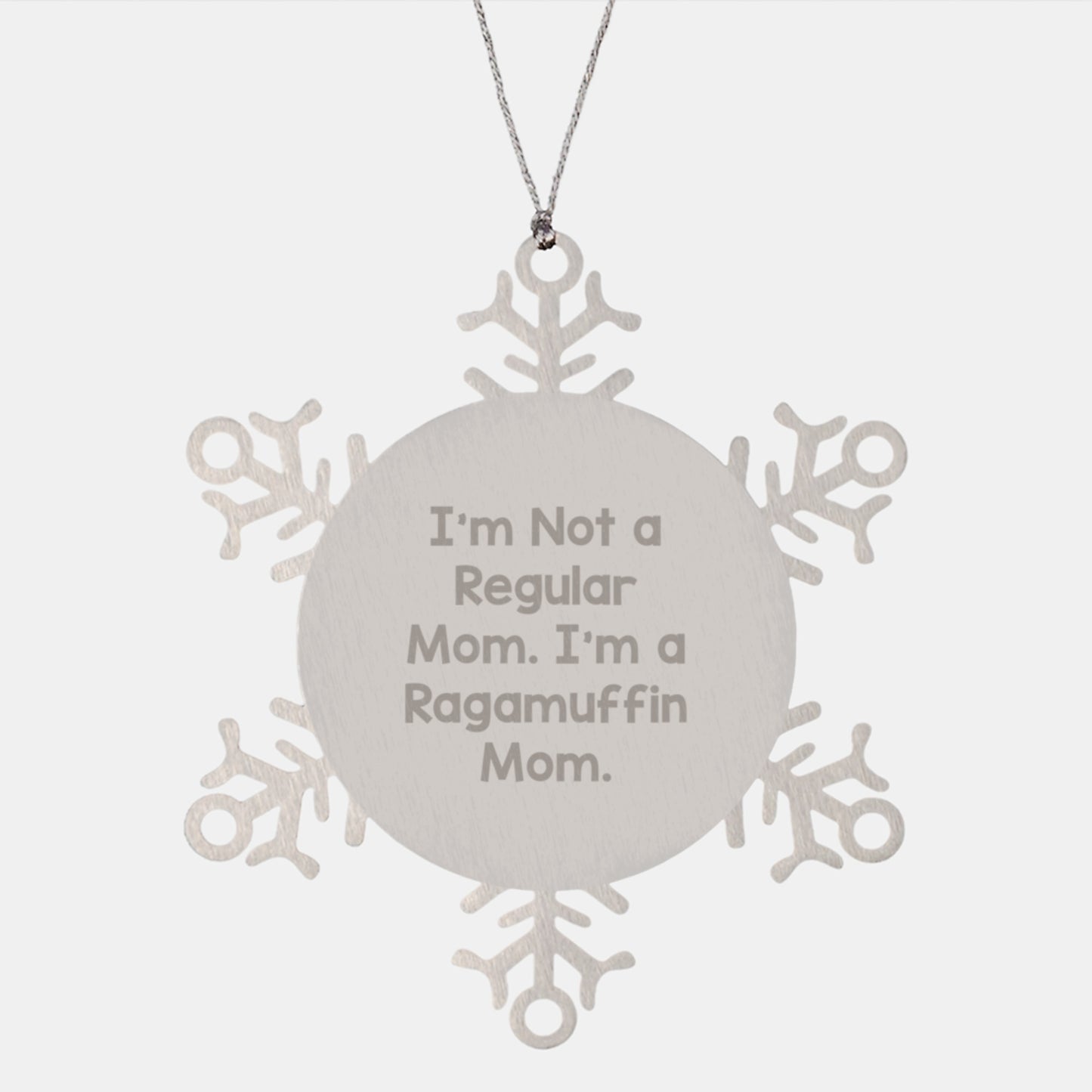 Ragamuffin Cat Lovers' Unique Snowflake Ornament, Gifts from Mom, for Christmas - Image 1